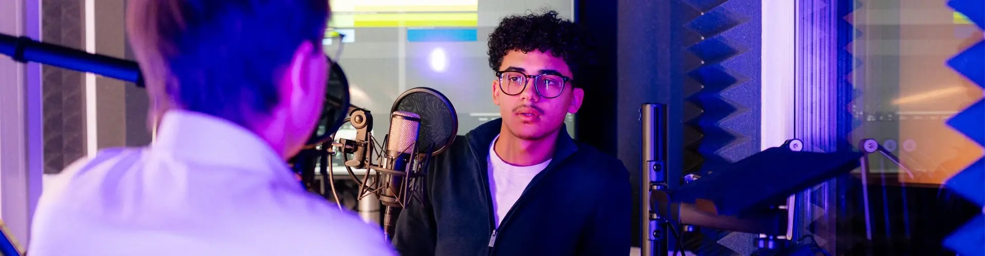 rh-headergrafik-bachelor-marketing