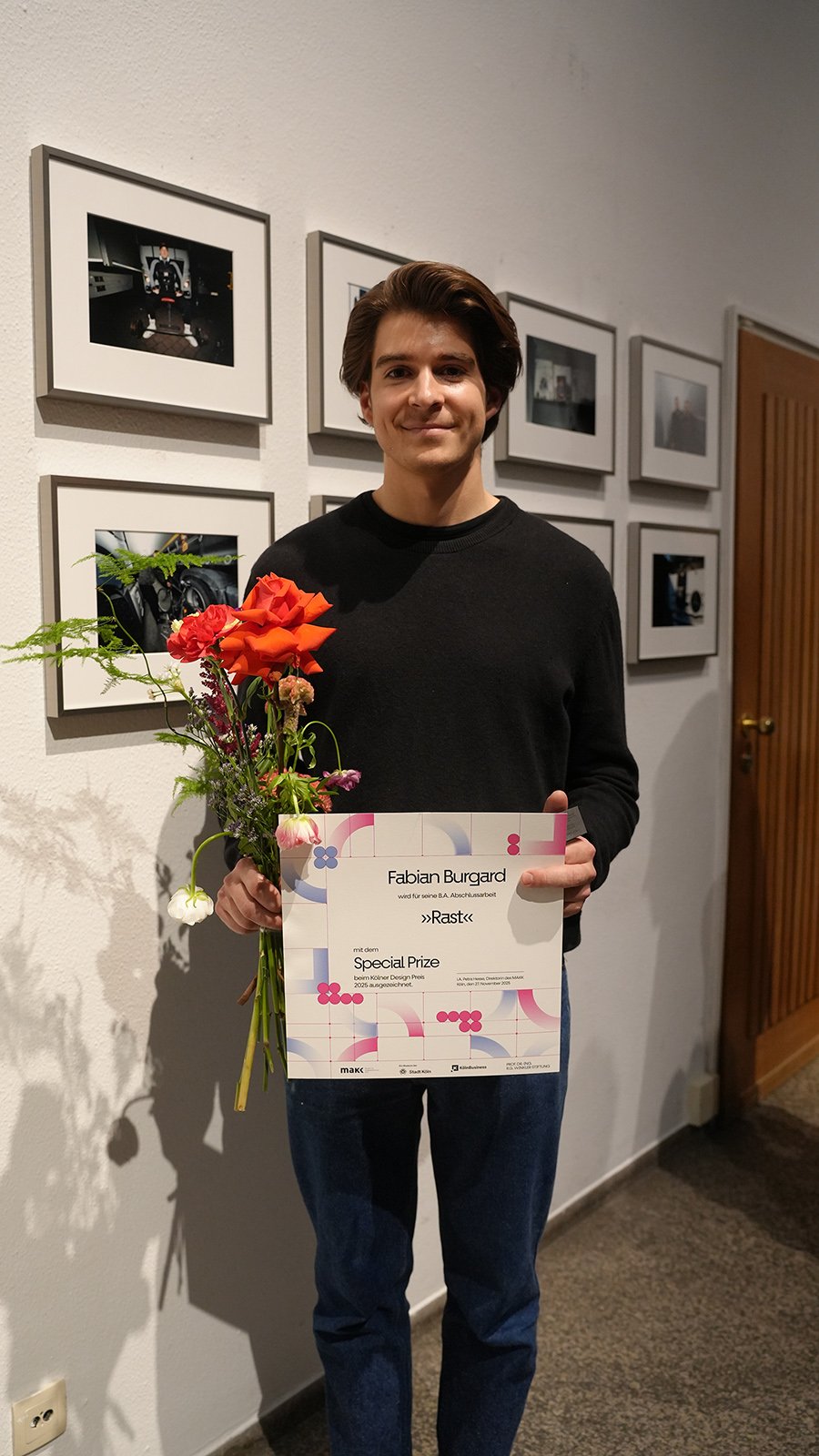 Fabian Burgard: "Rast: Eine Fotodokumentation über Fernfahrer auf deutschen Rastplätzen" - Ausgezeichnet mit dem Special Price