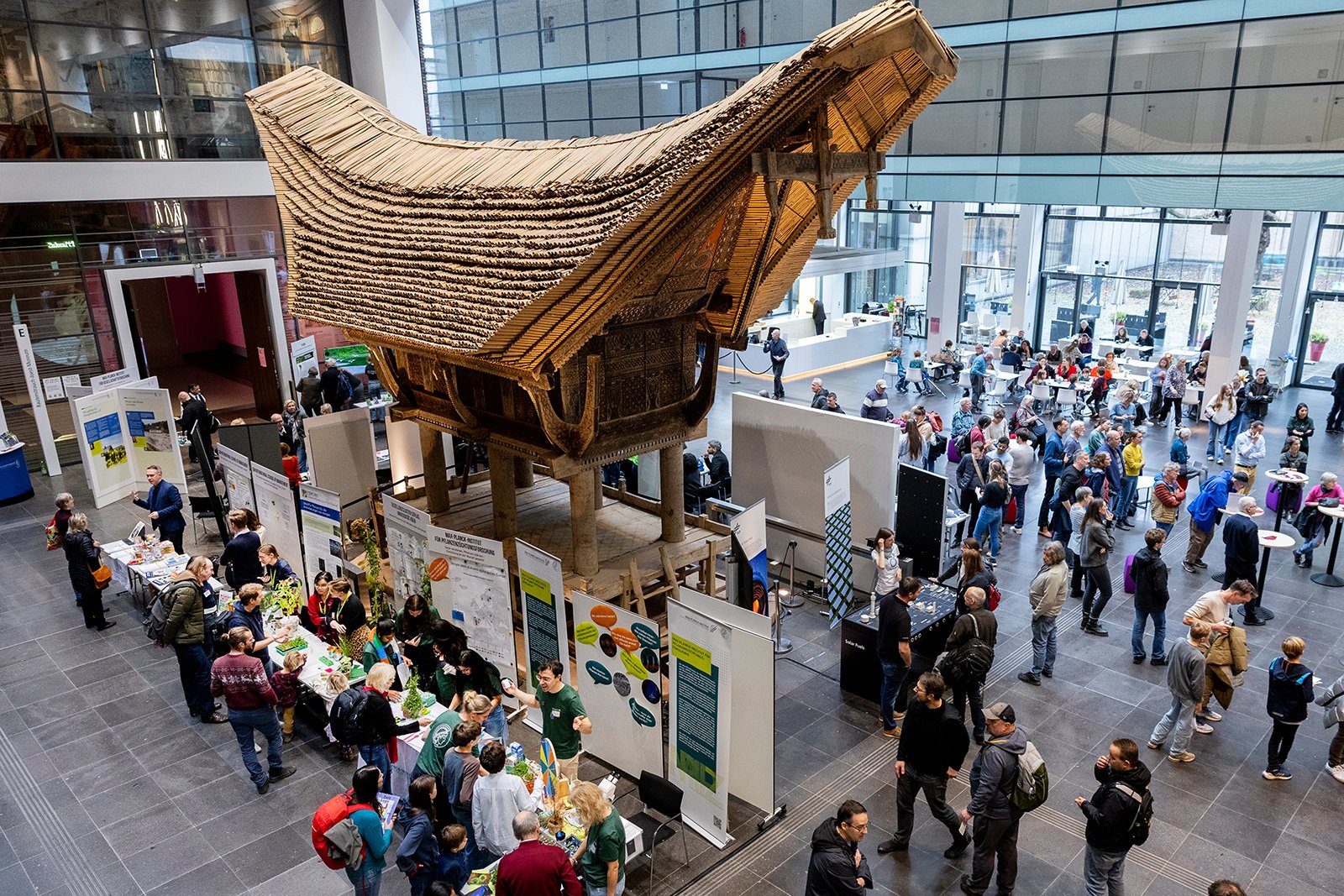 Mehr als 1300 Besucher.innen kam zum ersten Kölner Wissenschaftsfestival der Mitgliedseinrichtungen der Kölner Wissenschaftsrunde (Foto: Michael Bause/KWR)