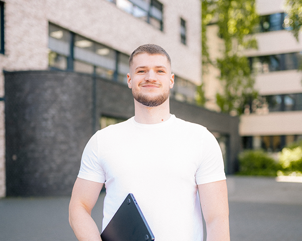 International Business Administration Kachel