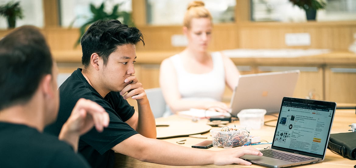 Foto: Studierende in der Vorlesung