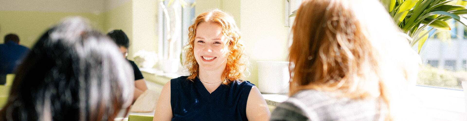 rh-headergrafik-master-user-uax-sq